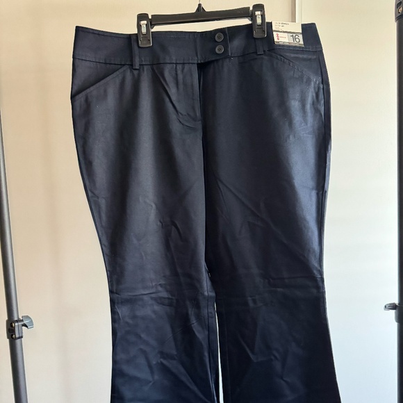 New York and Co Flare pants - Picture 1 of 4